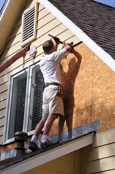 Best Siding Removal and Disposal  in Fairview, CA